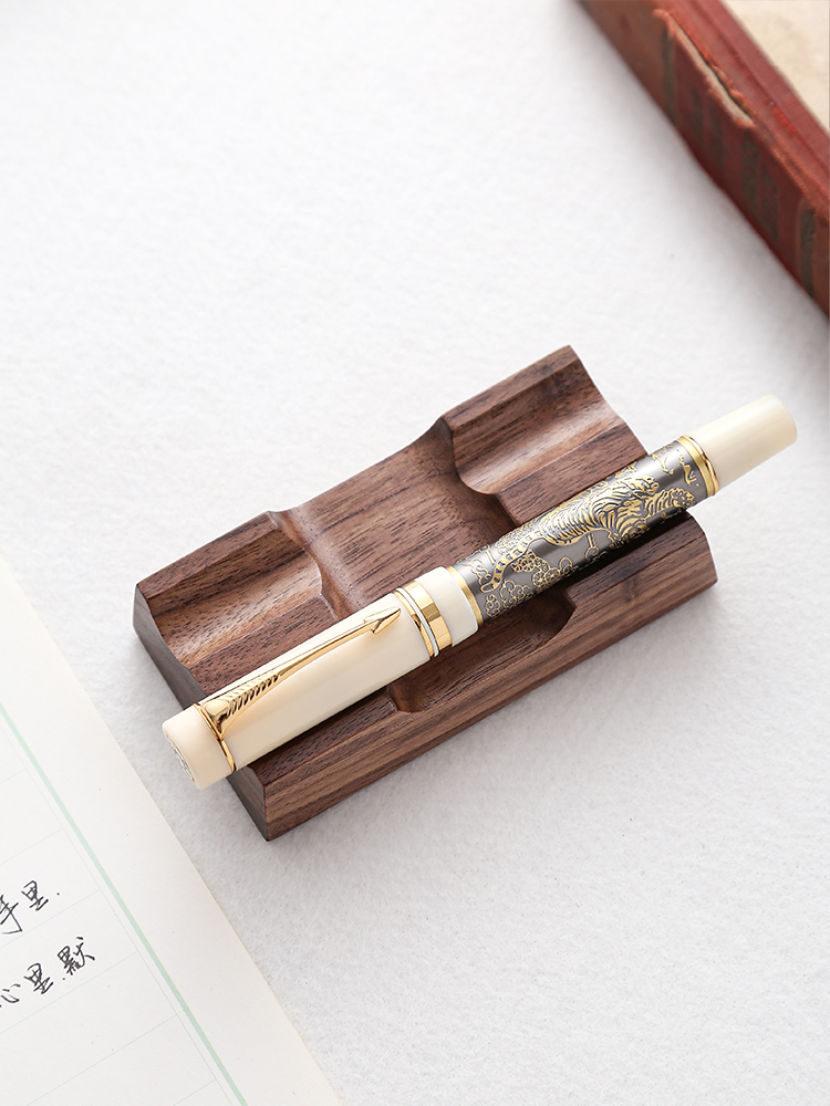 Держатель для ручек из орехово – обзор и цена Wooden Fountain Pen Desk Stand Holder